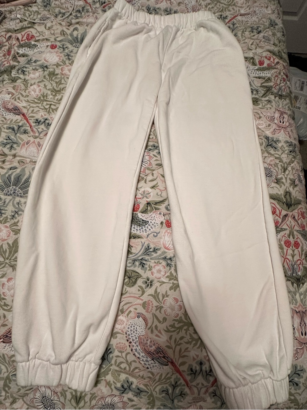 Brandy Melville White Elastic Waist Jogger Sweatpants